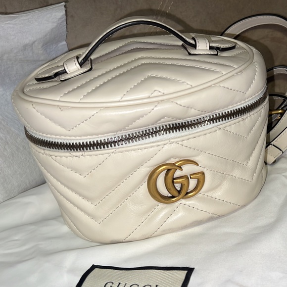 Gucci GG MARMONT MINI TOP HANDLE BAG Backpack BeigeLeather/Mini Backpack/Bag - Picture 12 of 15